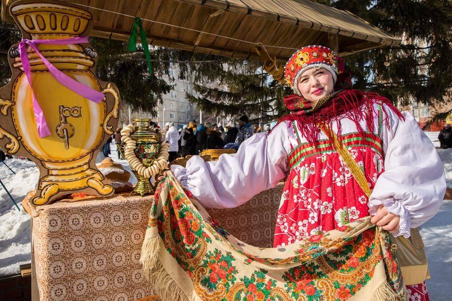The themed photo zones may look grotesque at first glance, but they look great in photos