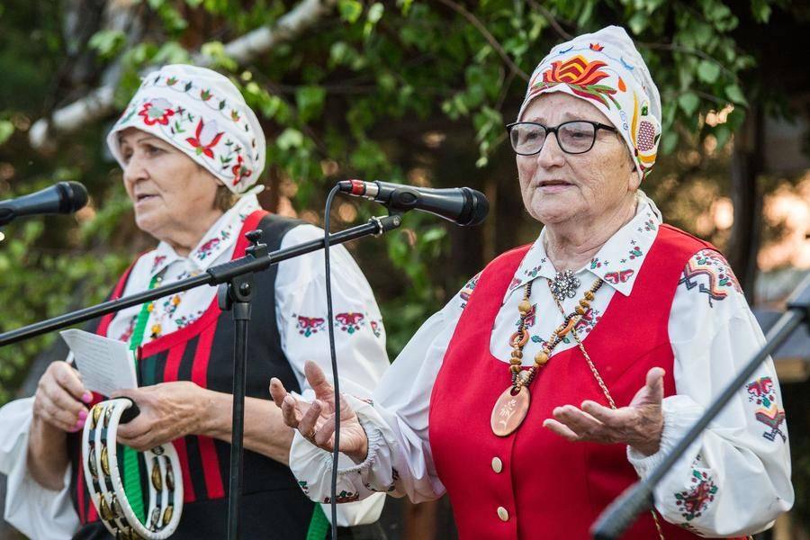 The distinctive group’s repertoire includes songs in Estonian and Russian