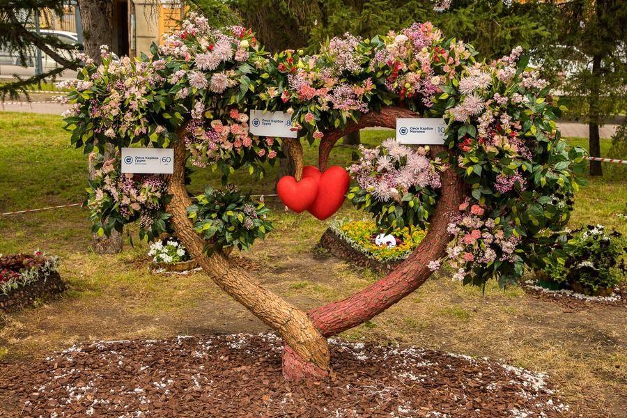 The “Family Tree” reminds us that strong relationships are always rooted in love