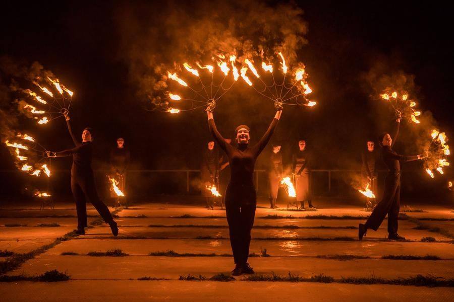 It’s time to move on to large‑scale acts involving several performers at once