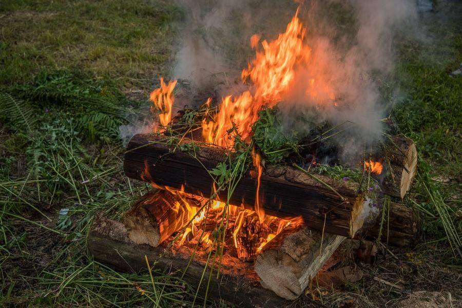 Its fire symbolizes the sun and light; it purifies and charges with energy