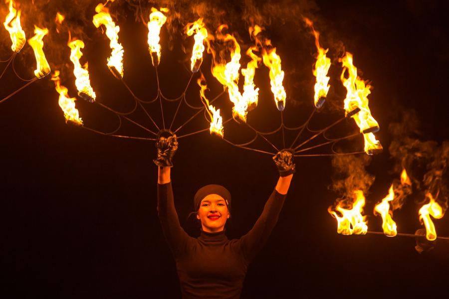 There’s almost no wind, so the flames rise beautifully upward