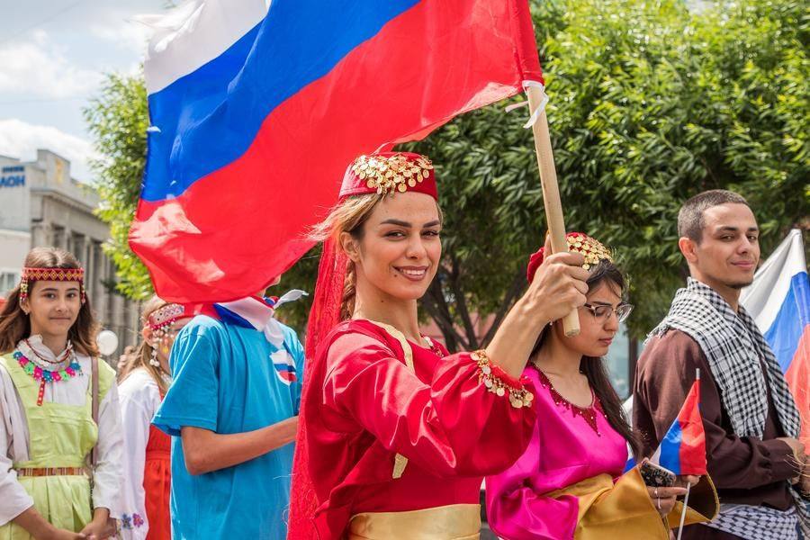 The Omsk Kurdish community is small, but they always eagerly take part in city events