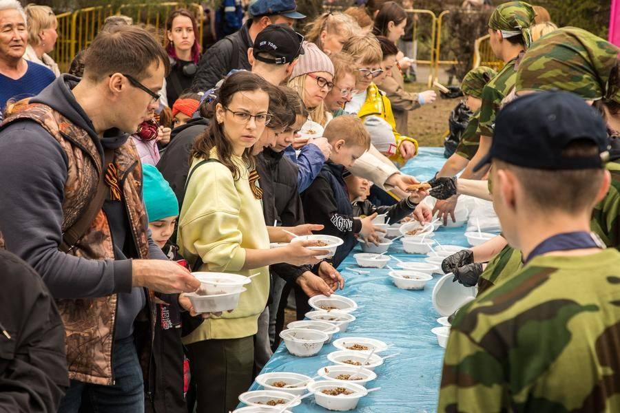 A line forms for the porridge, but it moves quickly