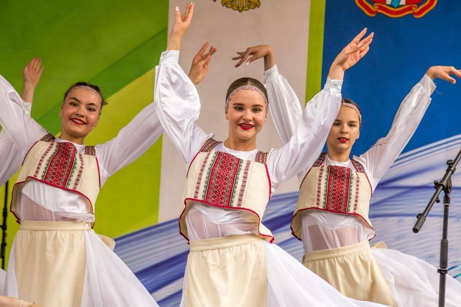 …and the traditional dances subtly echo the exhibition’s theme
