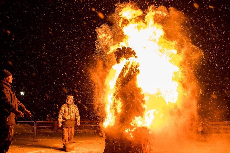 Each time the flame produces a new pattern, unlike the previous one