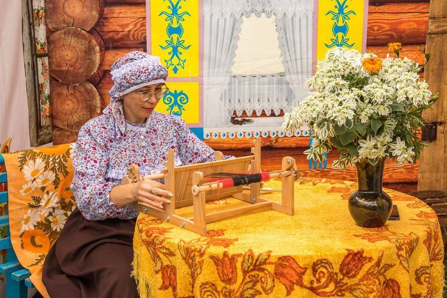 Want to get a taste of weaving? There’s an opportunity!
