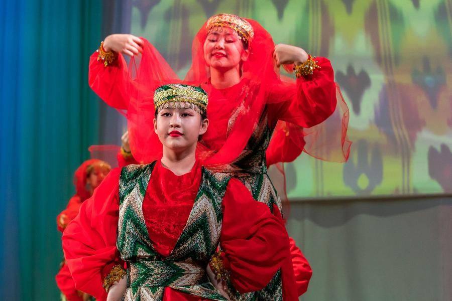 The women’s choreography is graceful and flowing