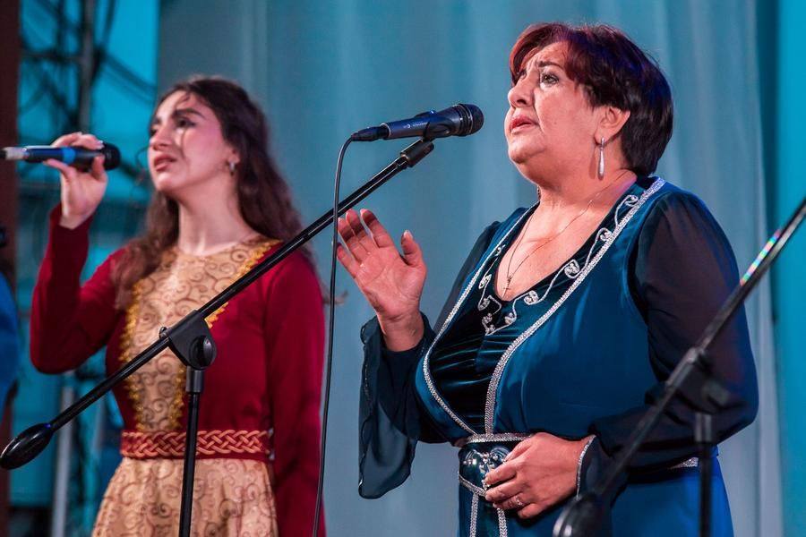 Gayane Hakobyan (on the right) is also a mother and a participant in the creative marathon