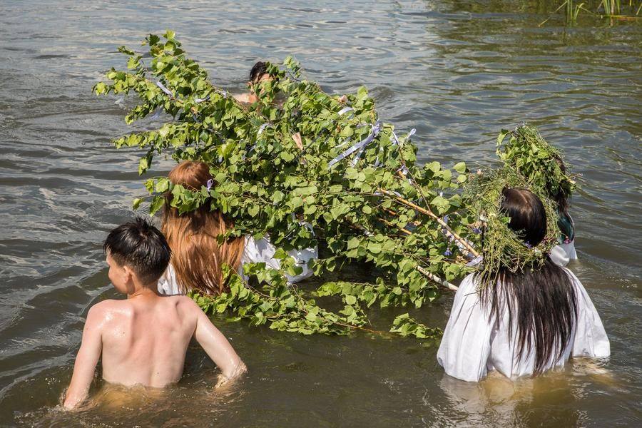 The ceremony itself is also performed by mermaids — girls wearing wreaths and plain, unembroidered shirts