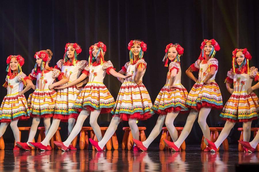 But still, the heart of this vibrant New Year’s program is the choreography!