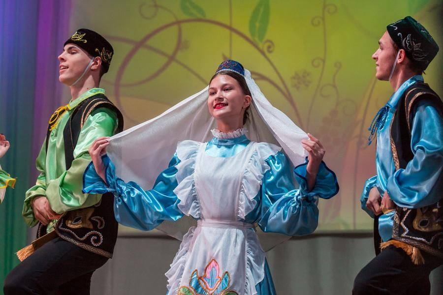 The “Siberian Patterns” ensemble’s final number today is a Tatar dance