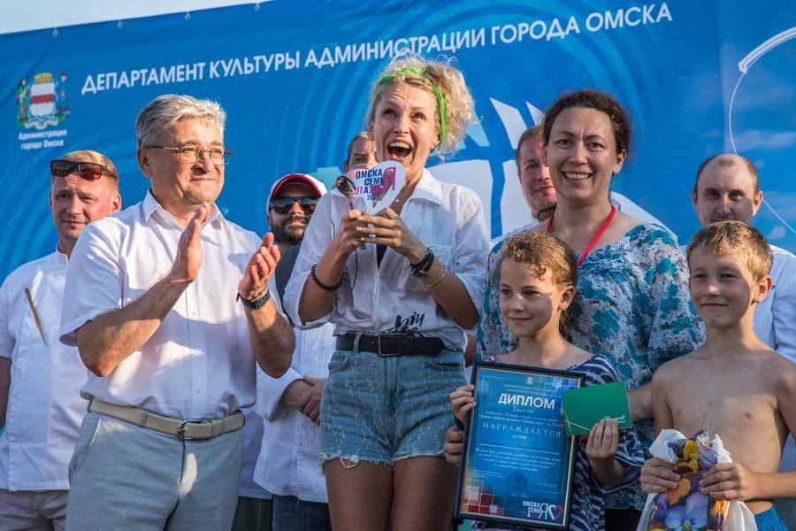 The winners’ emotions on stage keep running high