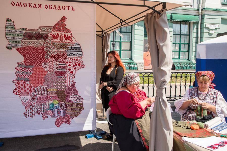 Nearby, you’ll find the Embroidered Map of the Omsk Region