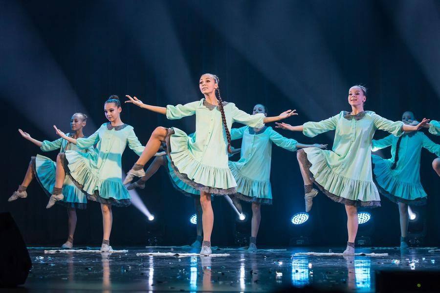 Only a small portion of the performance is dedicated to dance per se