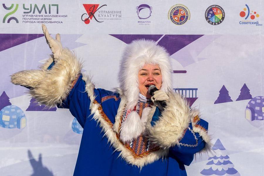 The organizers and performers wish good luck to all the snow‑hut architects