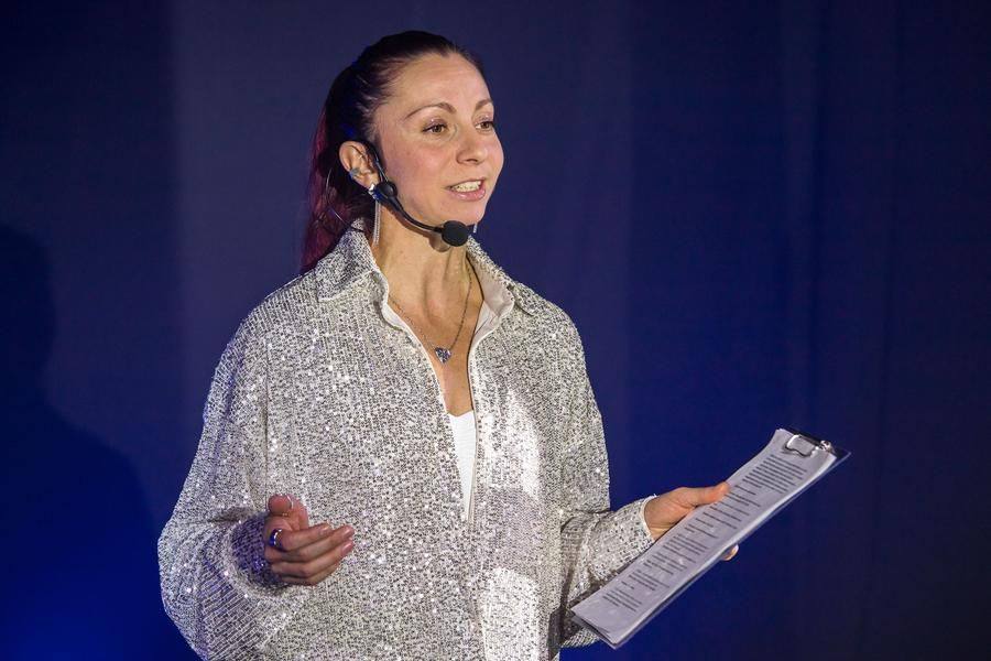 Alena Yachmeneva, the festival’s chief organizer, welcomes the guests and participants