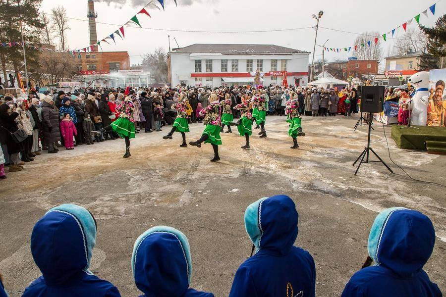 While the pancakes are baking, a festive concert kicks off nearby