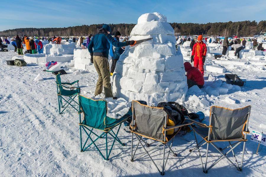 The teams that finish their huts first manage it in just an hour and a half