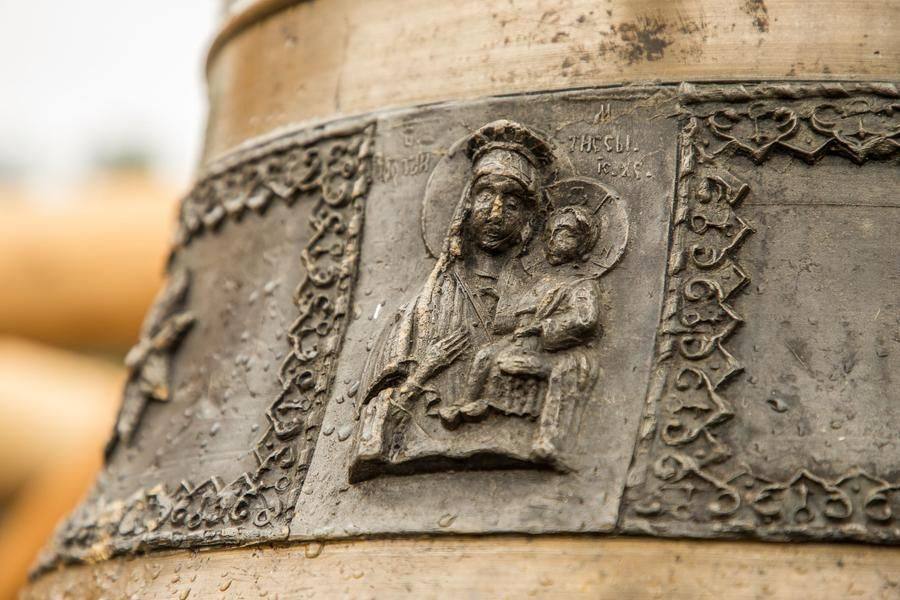 In 1945, this bell rang at the premiere of “Ivan Susanin” at the Opera and Ballet Theatre