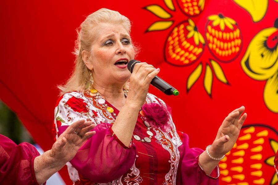The repertoire resonates strongly with the event’s spirit