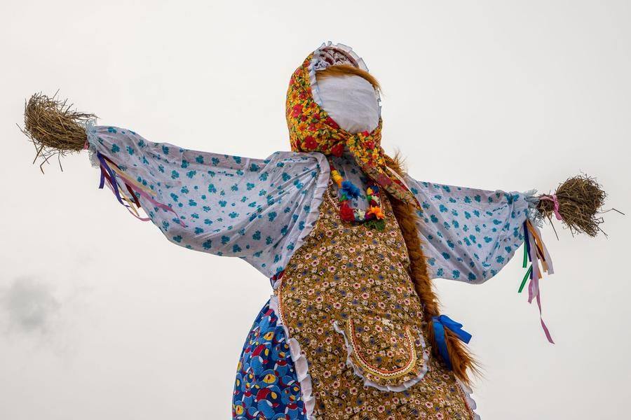 Traditionally, it was made of straw and old rags, dressed in bright clothes