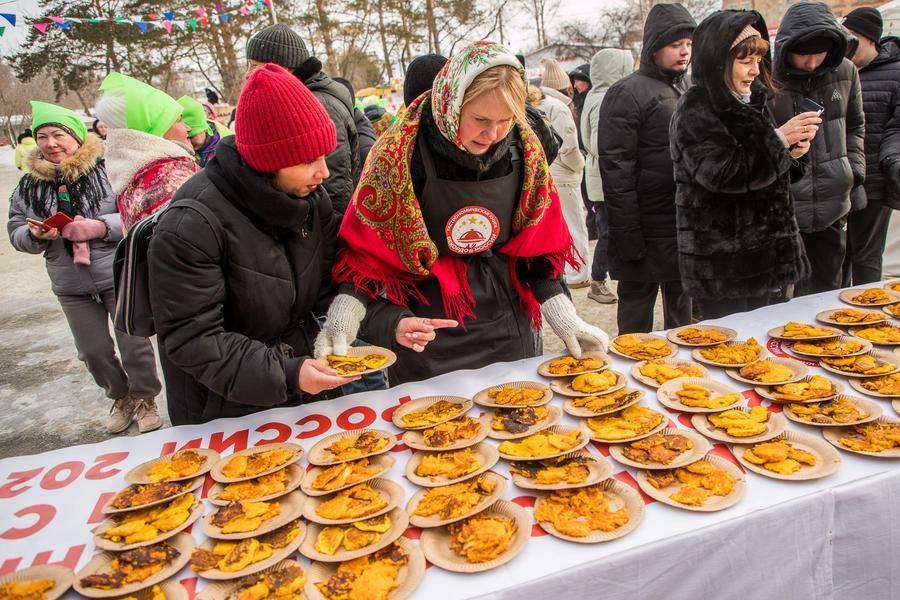 Finally, portions of the sweet treat are laid out on the long table
