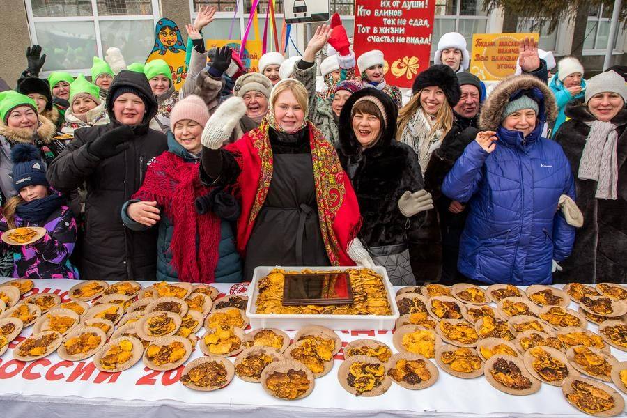 Let’s honor the magicians who turned dough into a festive treat!