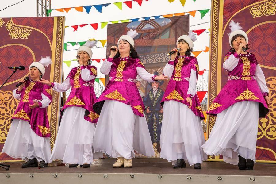 “Zamandastar” studio of the Odesskoye Cultural Center is, in a way, the heroes of the day