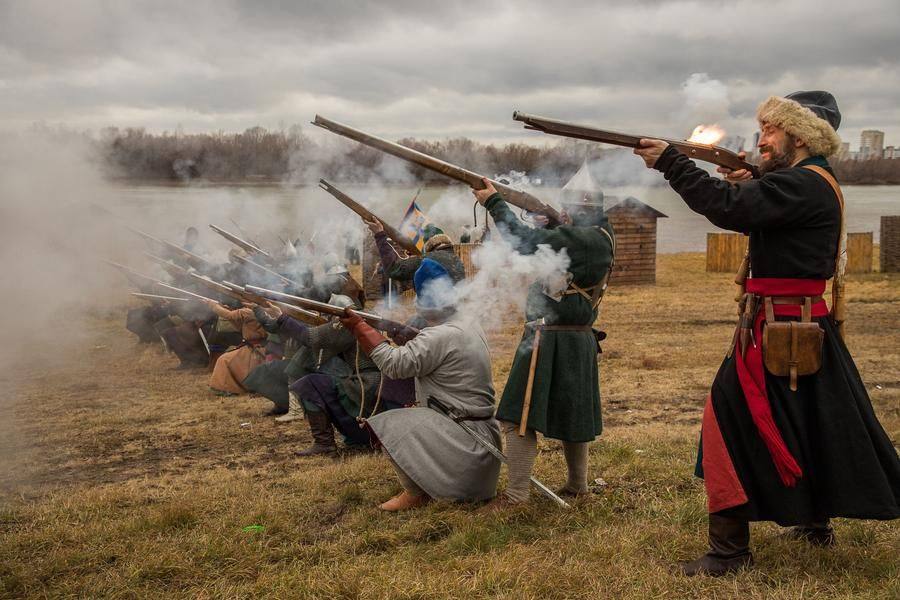 Under Minin and Pozharsky, the ranks included servicemen, townspeople, and peasants