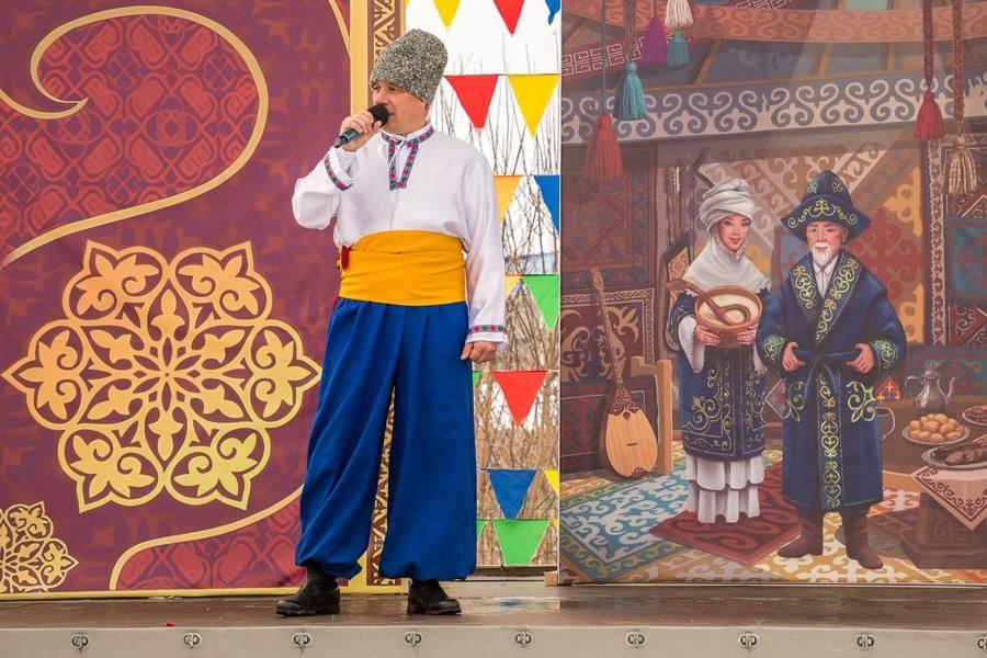 A truly multicultural concert wouldn’t be complete without songs in Ukrainian