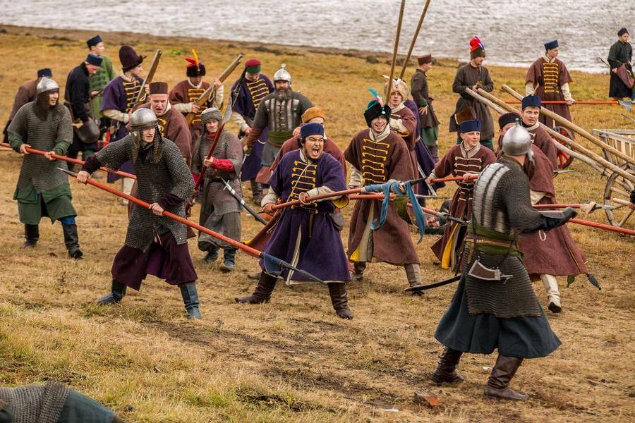 Many clashes turn into close‑quarters combat