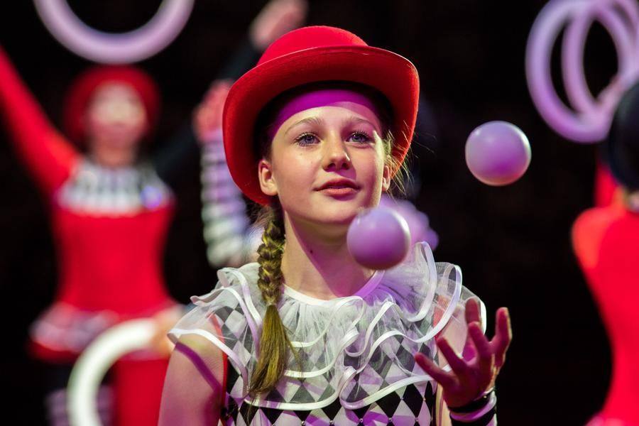 The performance is incredibly dynamic, yet one can still take a moment to notice each performer