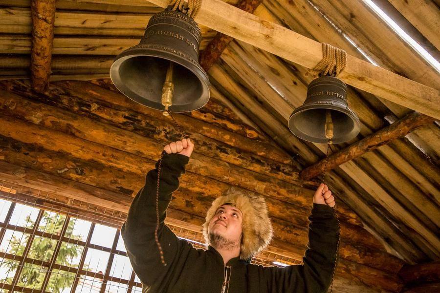 At the new location, one will find bronze bells cast according to historical profiles