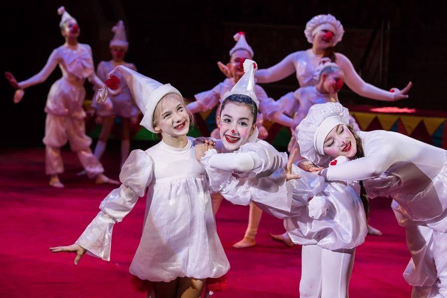 The final production, “Miracles Happen!”, features more than 10 performers